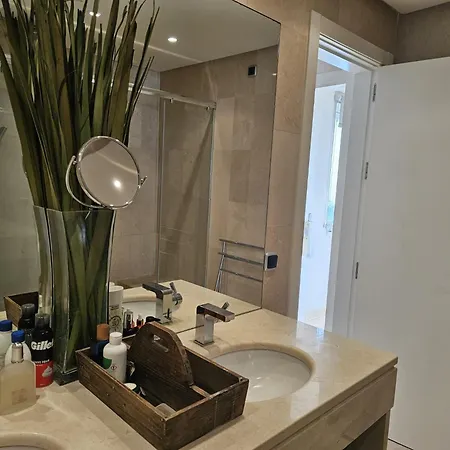Alhambra Del Mar Apartment *